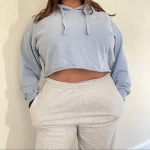 Cropped light blue hoodie
